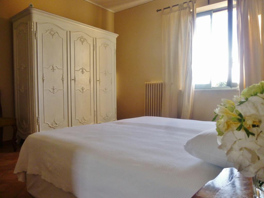 Tenuta Ajrale Vigone Rom bilde
